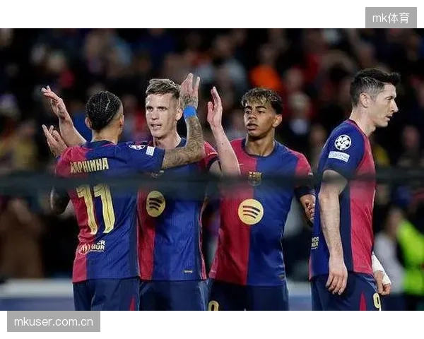 奥尔莫凭借其在前场的灵活性，为西班牙前场攻击线提供多种组合可能。